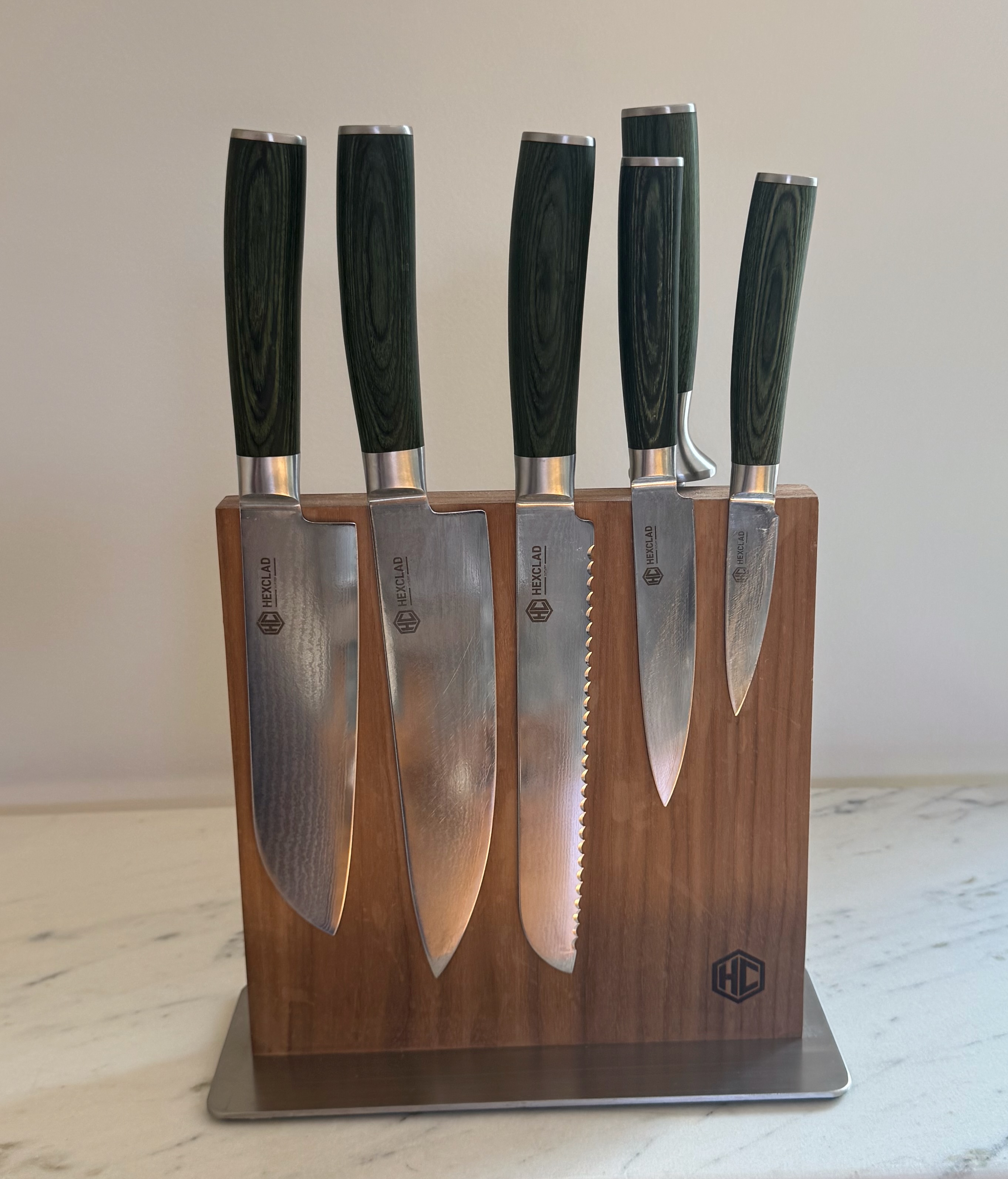 HexClad knife set on magnetic block