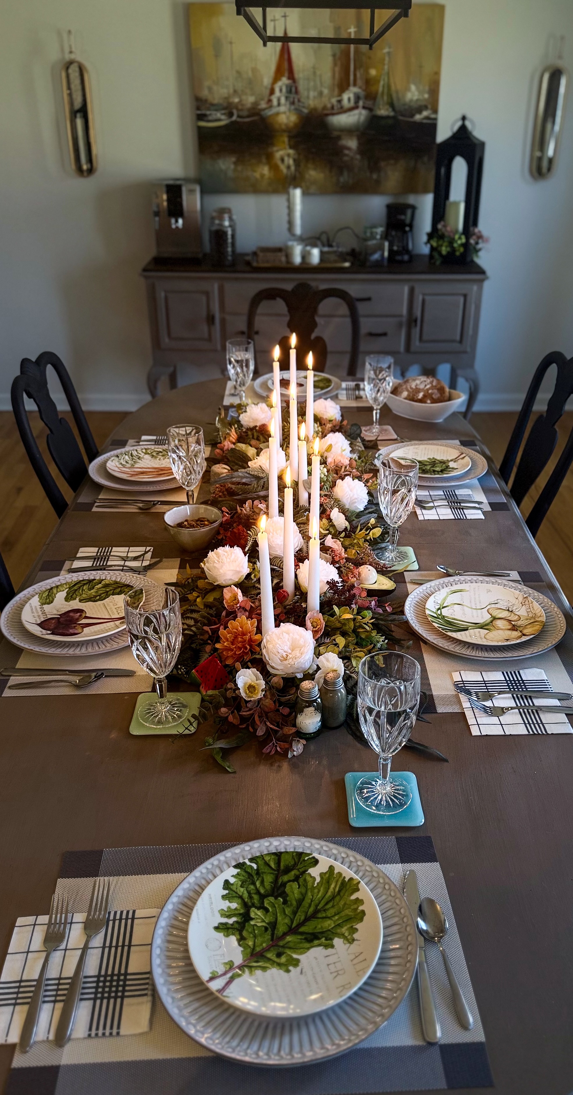 The full autumn table